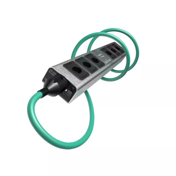 Isotek V5 Polaris Netzleiste CH inkl. EV03 Initium CH auf IEC C13