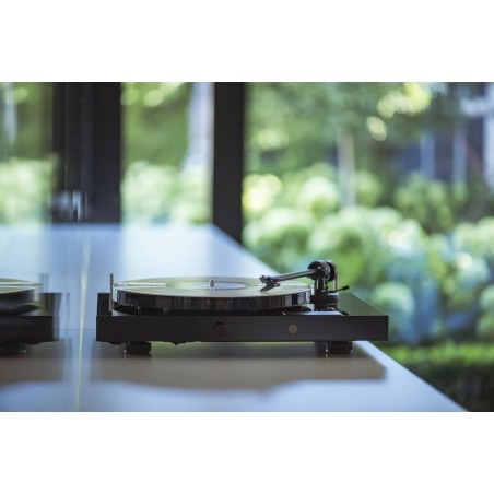 Pro-Ject Juke Box E1 inkl. Ortofon OM 5E Tonabnehmer