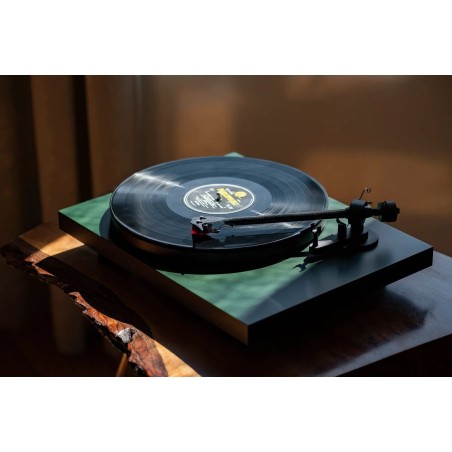 Pro-Ject Debut Carbon Evo inkl. Ortofon 2M Red Tonabnehmer
