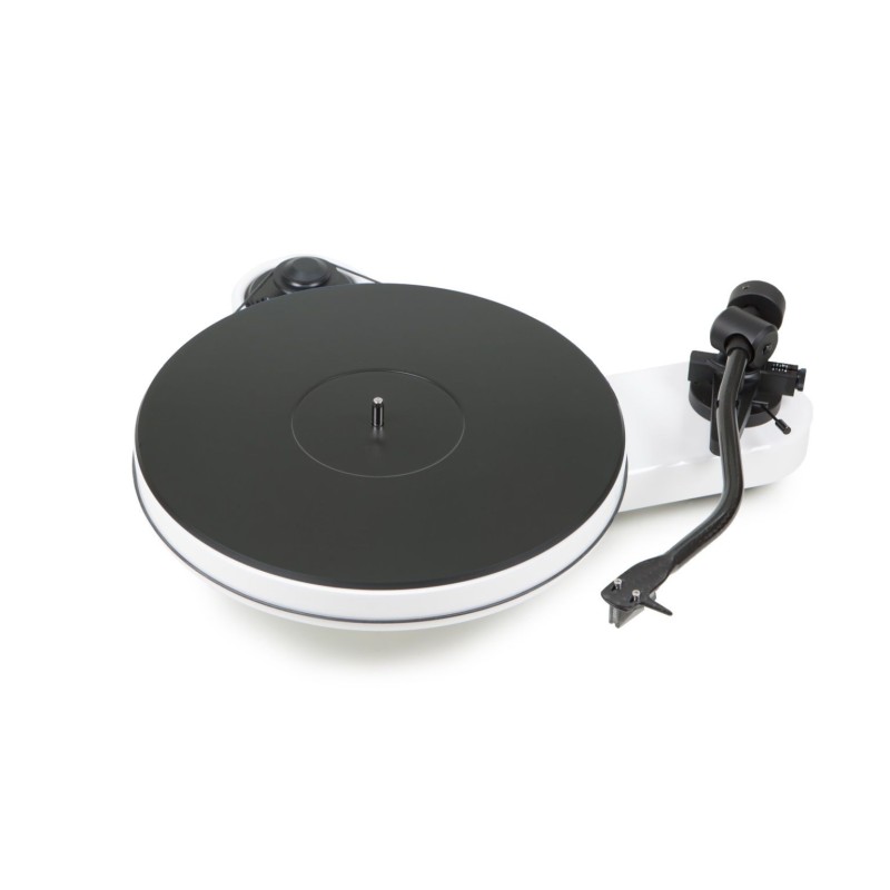 Pro-Ject RPM 3 Carbon inkl. Ortofon 2M Silver Tonabnehmer